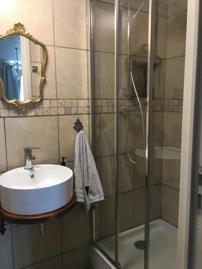 Maison La Roche Chambre D'Hotes Le Vigeant Esterno foto