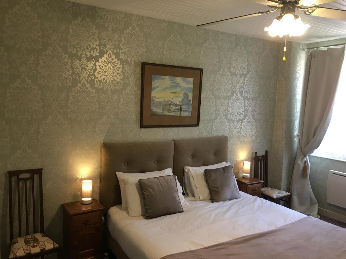 Maison La Roche Chambre D'Hotes Le Vigeant Esterno foto